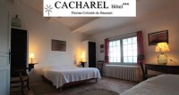 1397640621-hotel-cacharel-chambr03