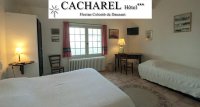 1397640626-hotel-cacharel-chambr04