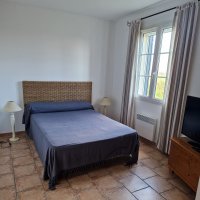 646b129ed8837-chambre-02