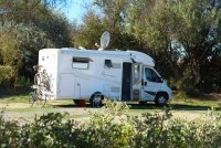 Camping_La Brise de Camargue_ location emplacement_camping car