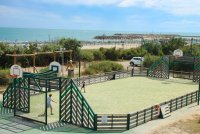 Camping_La Brise de Camargue_terrain de multisport