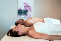Camping_Le Clos du Rhône_espace bien être duo massage