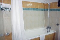 1412597563-mas-barres-detail-chambre04a