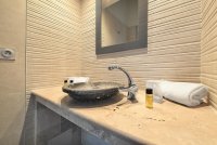 58de0f2a59f27-chambre-18-02