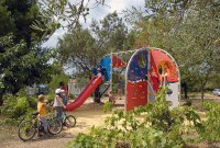 1416912736-camping-mourgues02