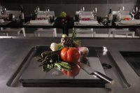 58cbb5da3baca-restaurant-07