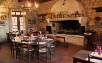 139041132752dffe3f2a334mas-layalle-restaurant-01
