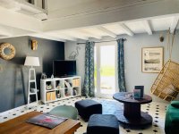 614dcf58ba159-rousty-interieur-01