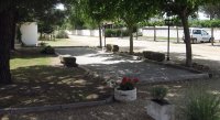 5963884493b0e-mas-cabanes-exterieur-01